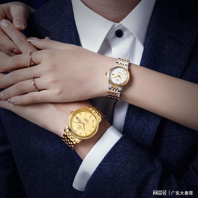 情侣对表：爱的时光见证K8凯发天生赢家嘉年华(图2)