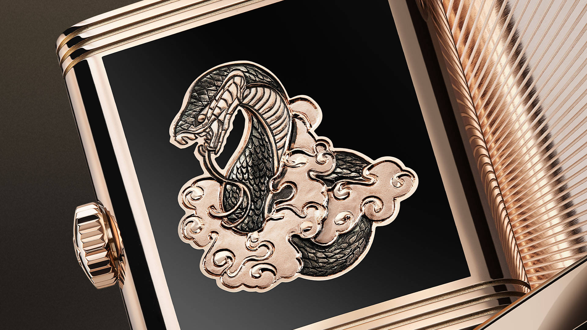 推出蛇年限量版珐琅腕表｜广州时尚媒体AG凯发成为马竞合作时尚媒体｜积家(图2)