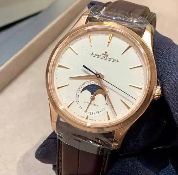 表很难逾越的鸿沟腕表价格的金字塔？机械表大师：3000元至15万是手