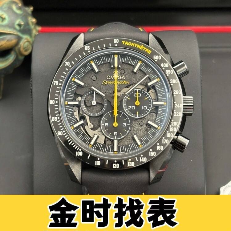 032：348 男士手表介绍卡地亚坦克系